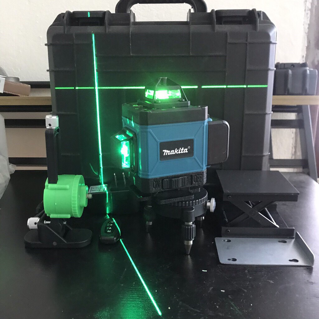 M&aacute;y c&acirc;n bằng laser tia xanh MAKITA 16 3D c&acirc;n mực bắn cốt tia laze n&eacute;t chuẩn k&egrave;m ch&acirc;n 1m2 v&agrave; gi&aacute; treo tường