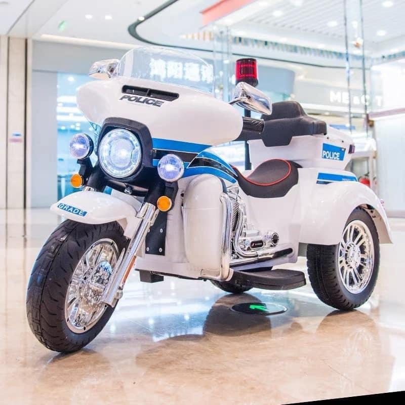 Xe M&aacute;y Điện Cảnh S&aacute;t POLICE SMT 111 C&oacute; C&ograve;i H&uacute;,Kh&oacute;a Điện, Bộ Đ&agrave;m, Nệm Ghế Da, 2 Động Cơ