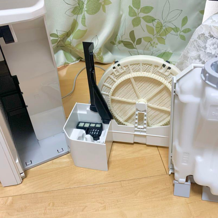 M&aacute;y lọc kh&ocirc;ng kh&iacute; nội địa nhật b&atilde;i Panasonic tạo ẩm VXG50 c&ograve;n mới 95% Hot