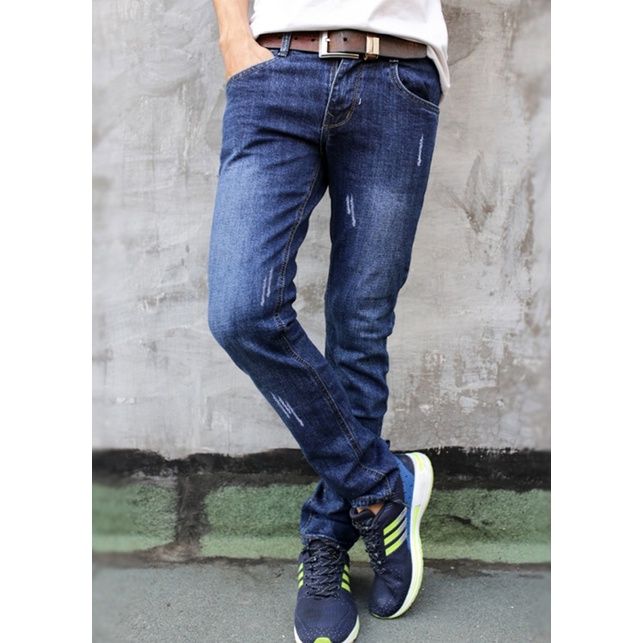 Quần Jeans Xanh Đậm Phong C&aacute;ch Trẻ Trung Chất Vải B&ograve; Mịn Đẹp Kiểu D&aacute;ng &Ocirc;m Ống C&ocirc;n Thời Trang Hot