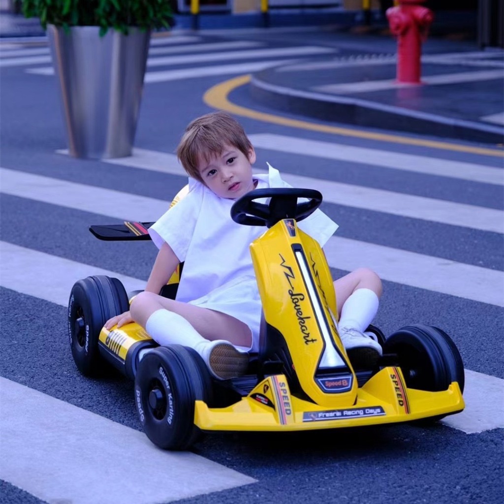 &Ocirc; T&ocirc; Điện Xe Đua F1 Kart 8 Cho B&eacute; Tự L&aacute;i V&agrave; Điều Khiển Xa 2 Động Cơ Cao Cấp