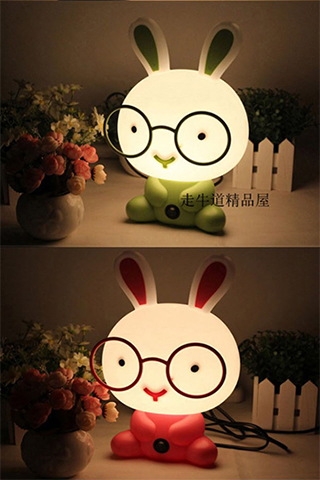 Đèn hình thỏ đeo kính